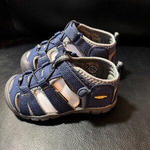 Keen Toddler Boys' Seacamp II CNX - Naval Academby/Drizzle Size US7 NWT